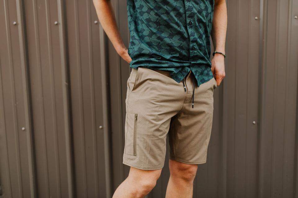 Spring 2024 Lookbook Photo - Jetty Polywog Shorts with Toad & Co Fletch Short Sleeve Shirt