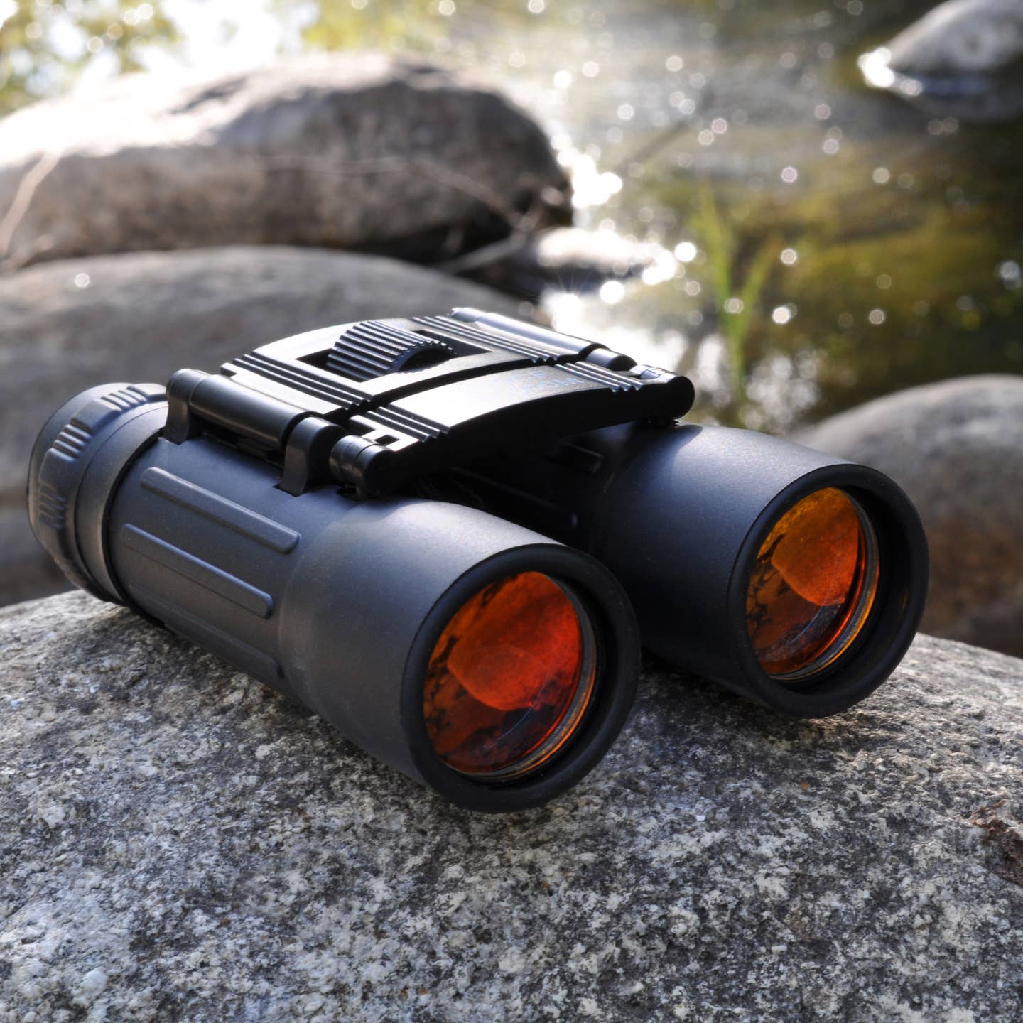 8x21 Compact Binocular, Black