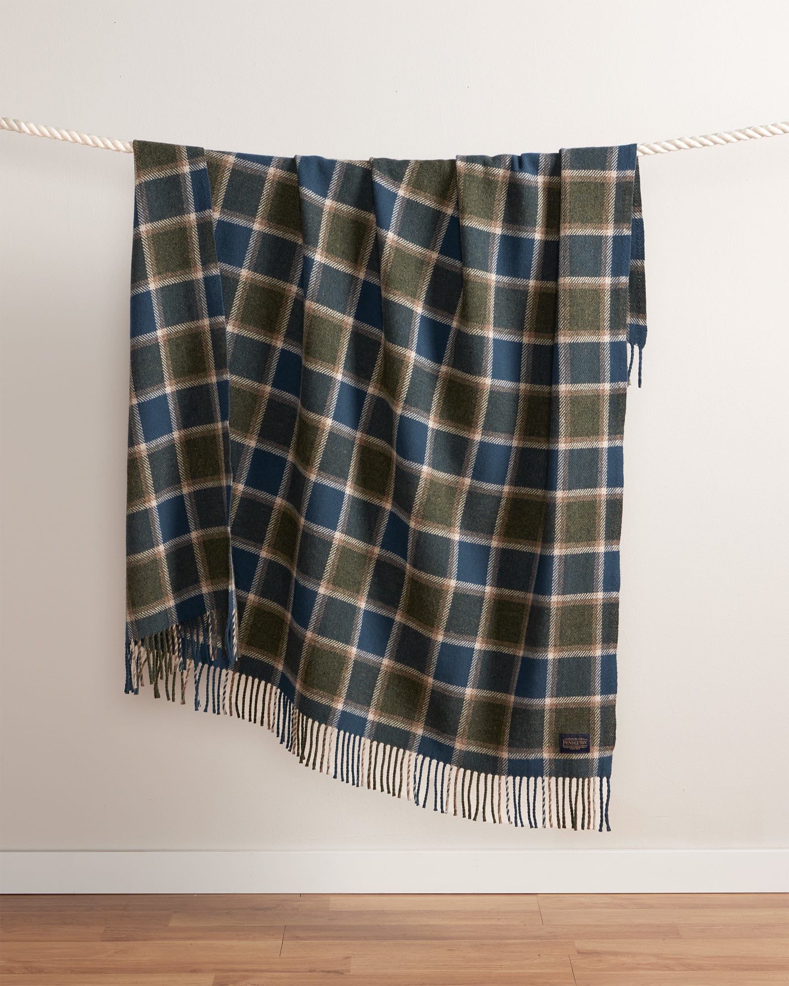 Pendleton Eco-Wise Wool Fringe Throw