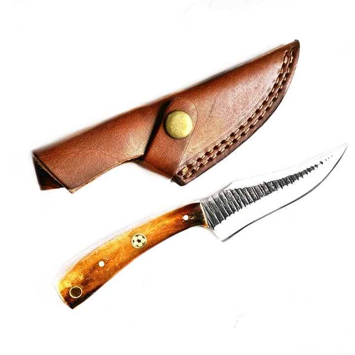 High Carbon Skinning and Hunting Knife